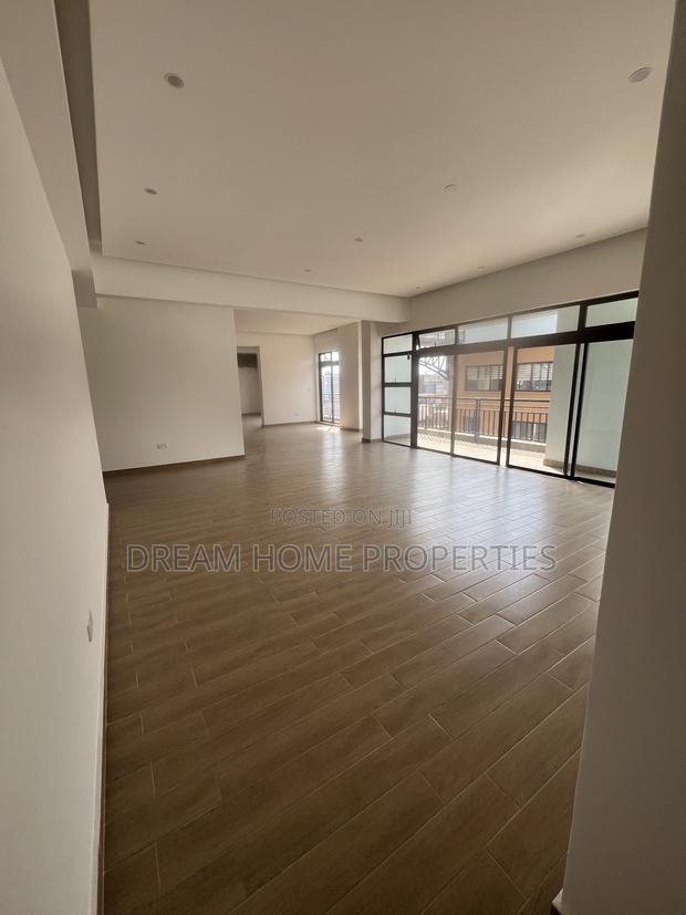 4bdrm Apartment in Kilimani for sale