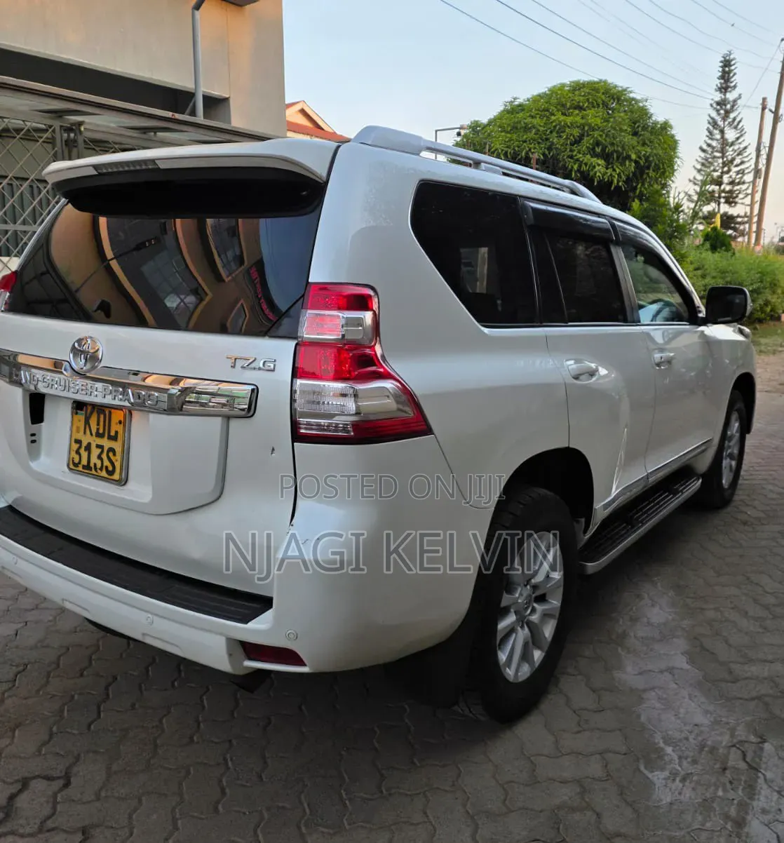 Toyota Land Cruiser Prado 2.8 D-4D 2016 White