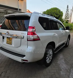 Toyota Land Cruiser Prado 2.8 D-4D 2016 White