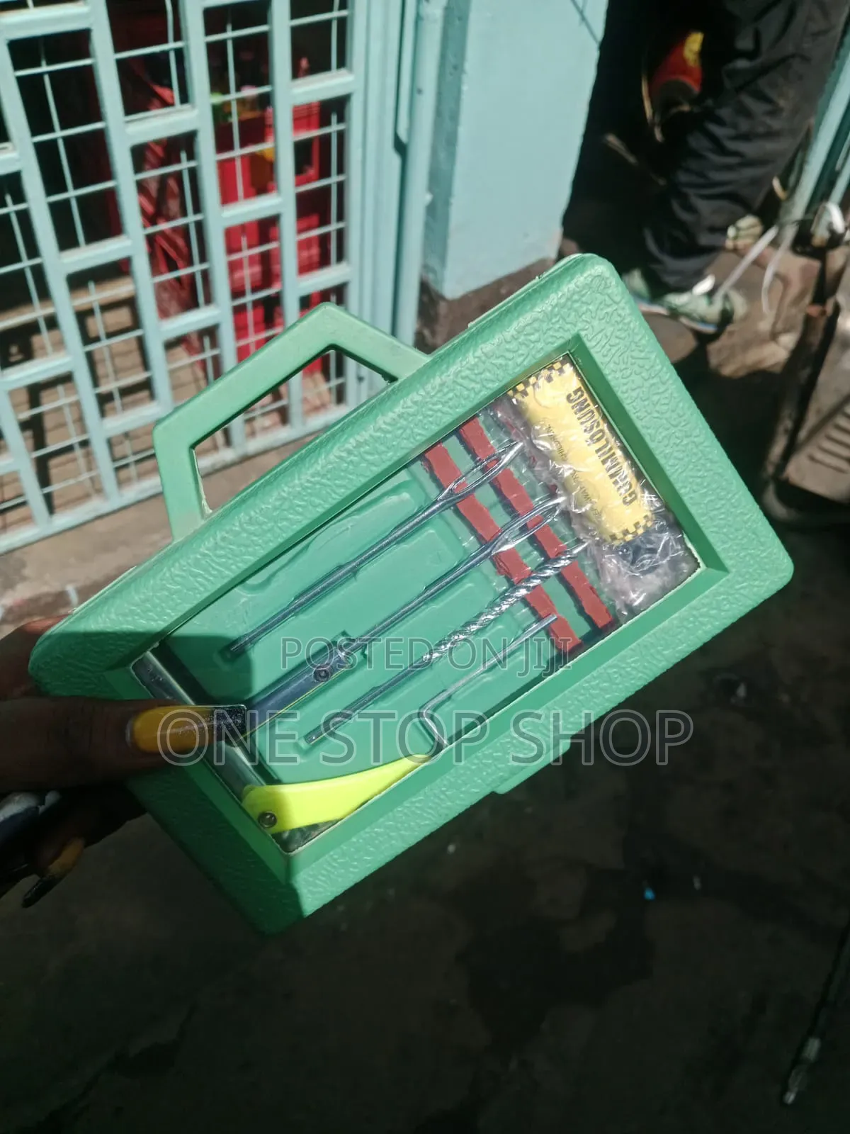 Tire Repair Kit With Spiral Probe,Insertion,Vulcanized Rubber Strips
