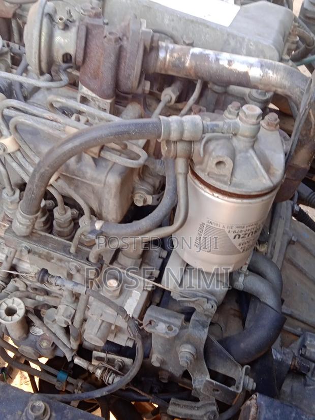 Isuzu 4.8 Isuzu - thumbnail 4