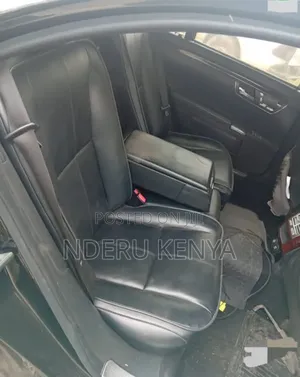 Mercedes-Benz 200 2007 Black