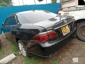 Toyota Crown 2011 Black