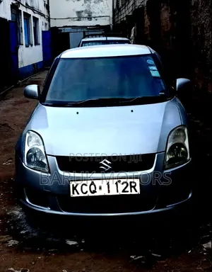 Suzuki Swift 2012 Silver