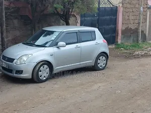 Suzuki Swift 2012 Silver