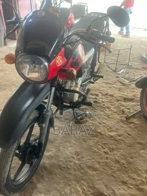 Bajaj Boxer 125 2021 Red