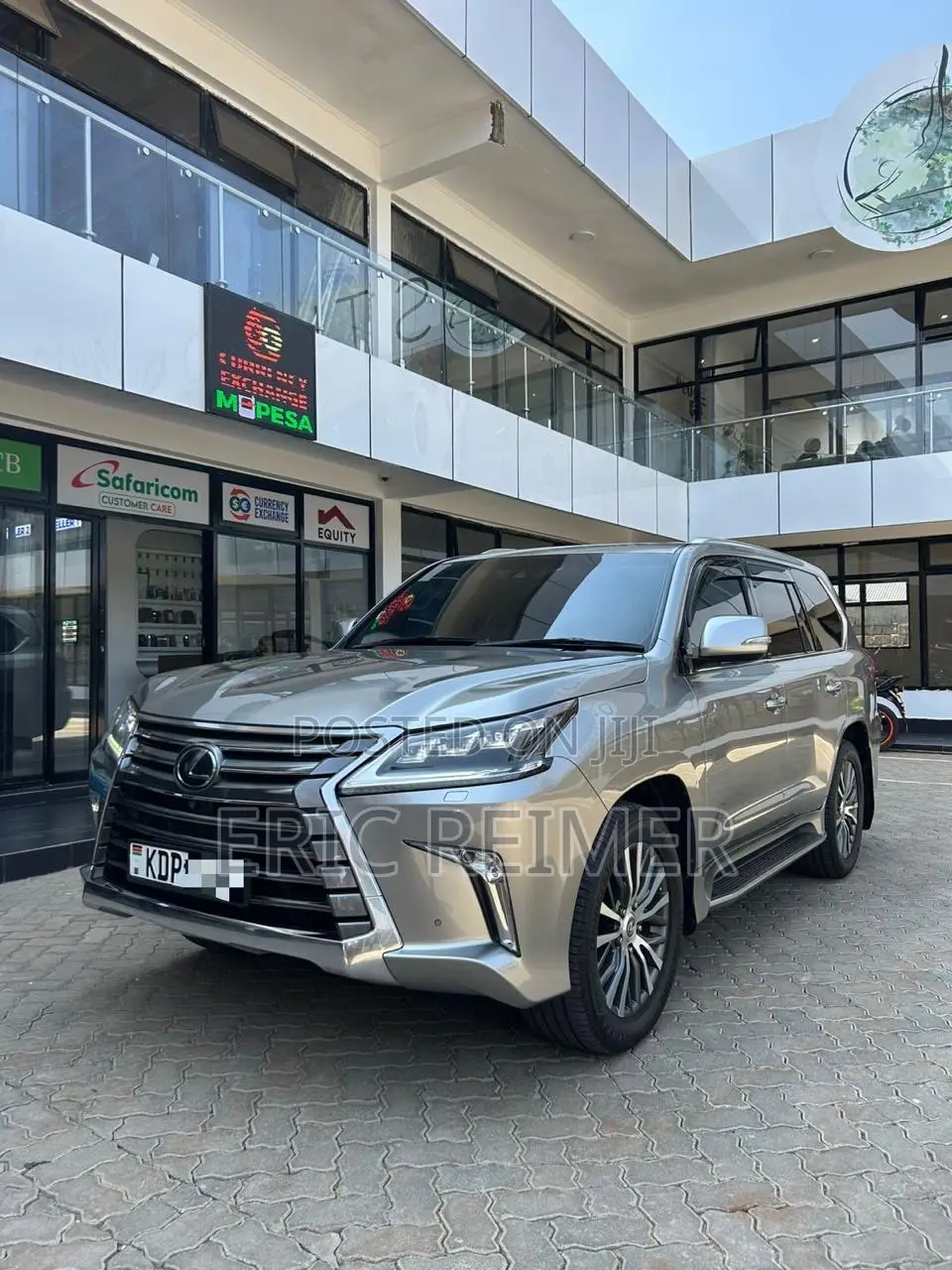 Lexus LX 570 AWD 2017 Silver