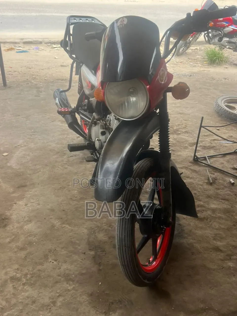 Bajaj Boxer 125 2021 Red