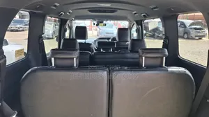 Toyota Esquire 2018 Black
