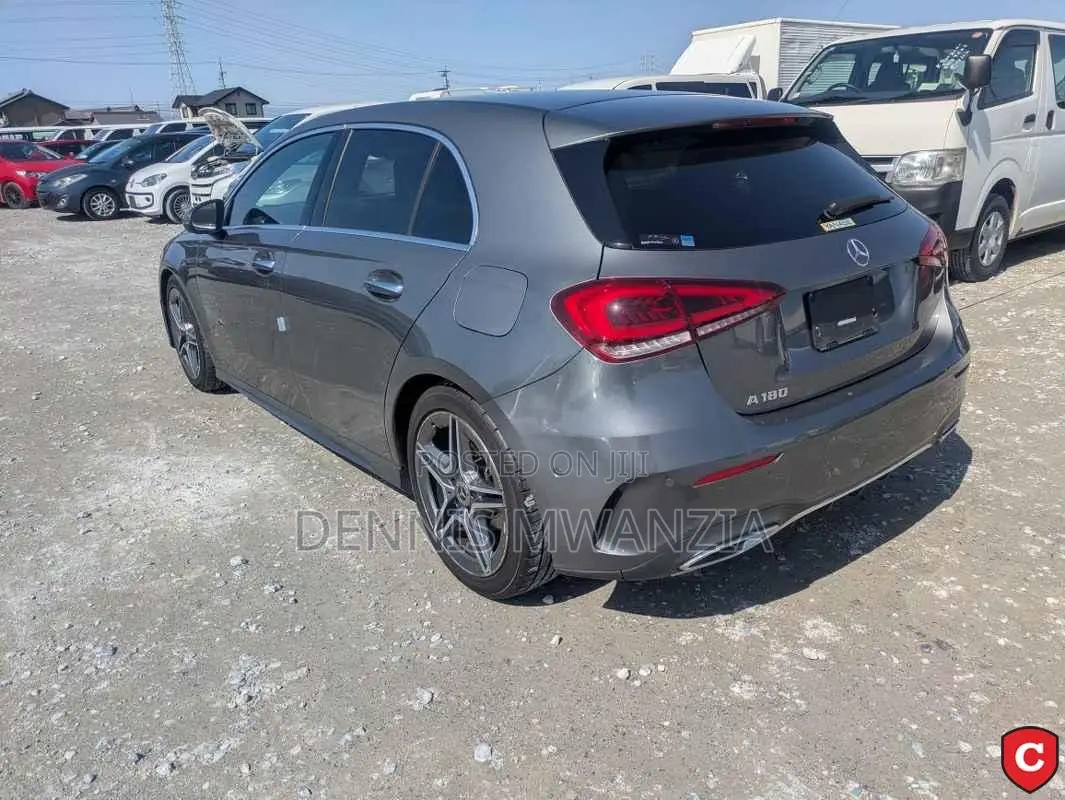 Mercedes-Benz A-Class 2019 Silver
