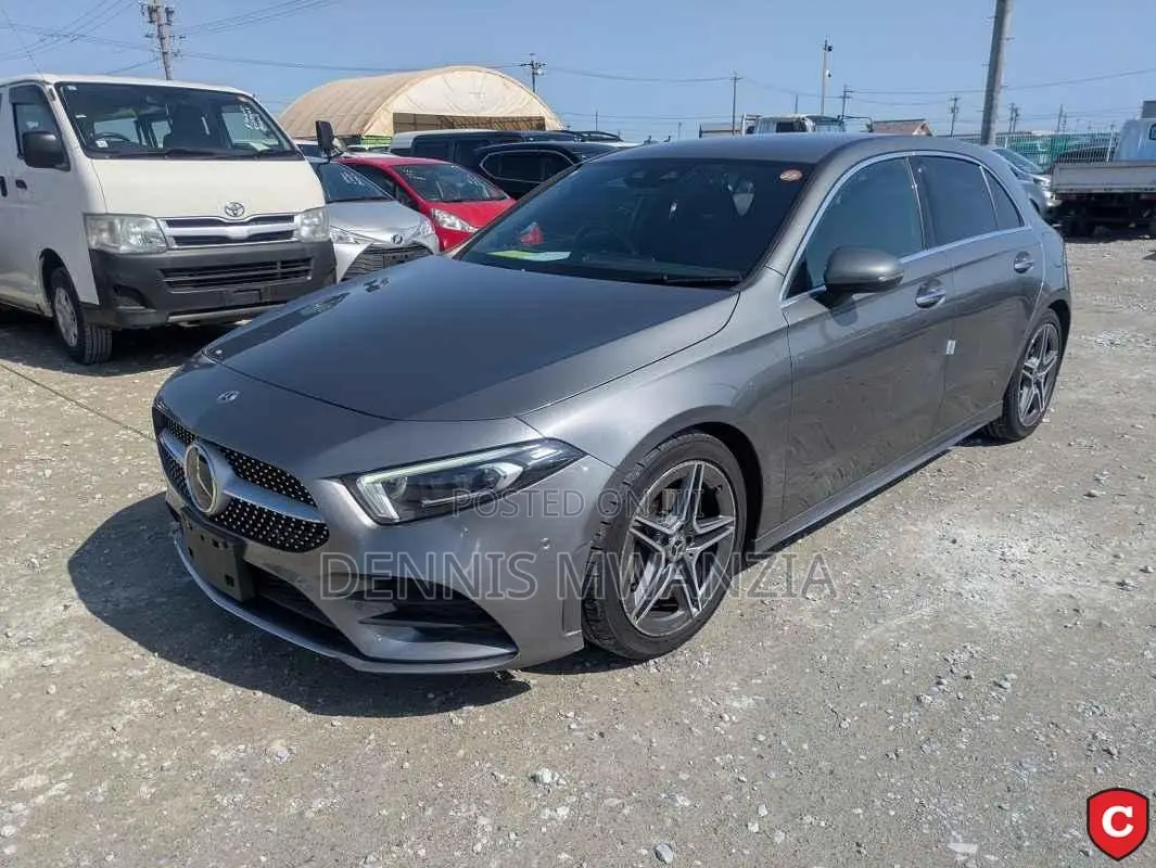Mercedes-Benz A-Class 2019 Silver