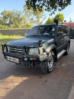Toyota Venture 2001 Green