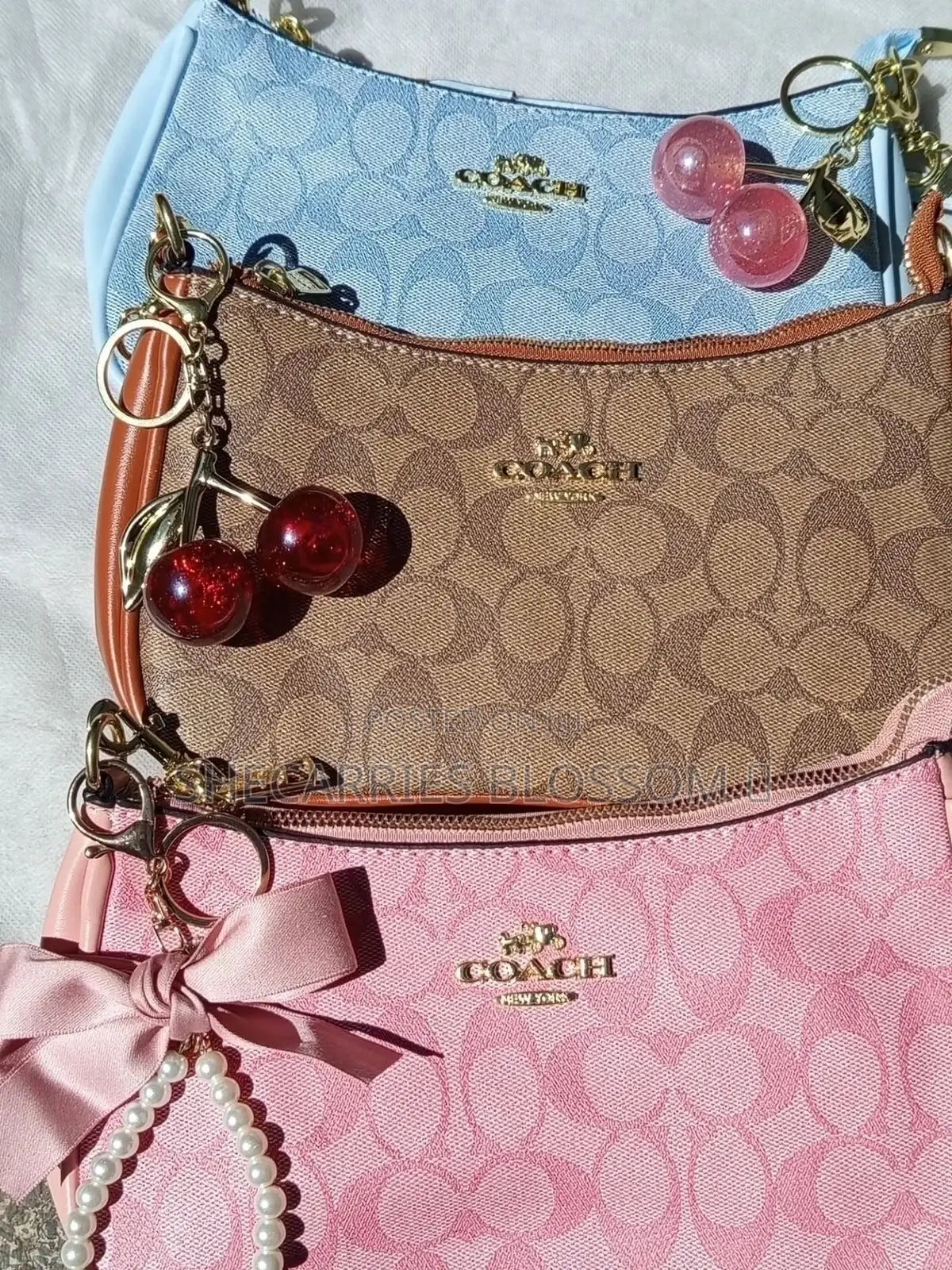 Quality Ladies Handbag – Available in Different Colors