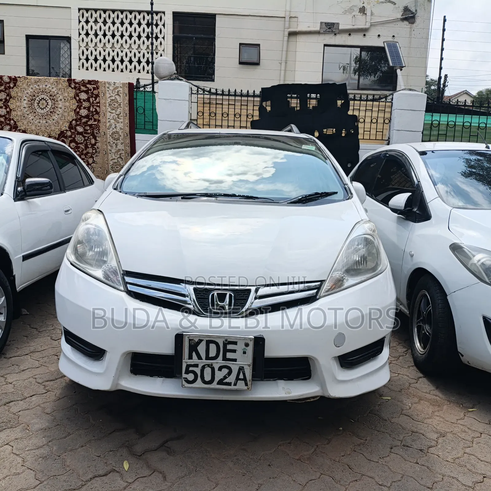 Honda Fit Shuttle 2014 White