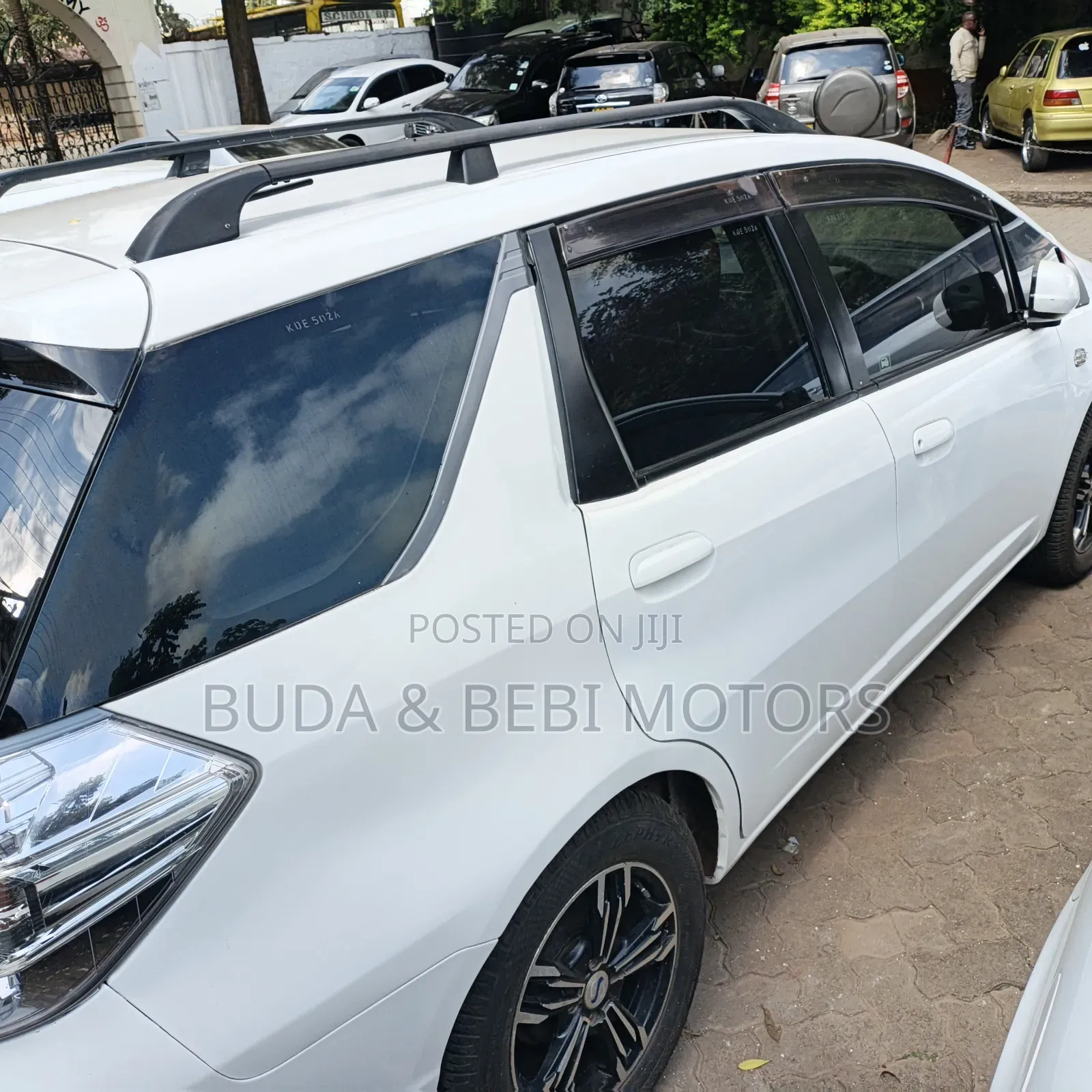Honda Fit Shuttle 2014 White