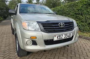 Toyota Hilux 2008 Silver