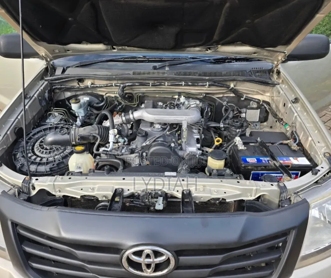 Toyota Hilux 2008 Silver