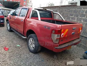 Ford Ranger Wildtrak 2012 Orange