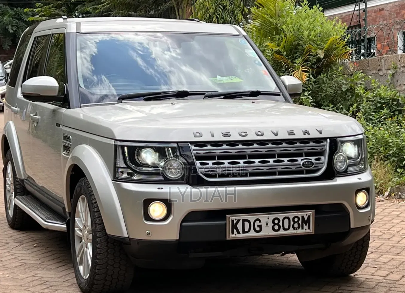 Land Rover Discovery 2014 Silver