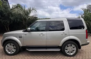Land Rover Discovery 2014 Silver