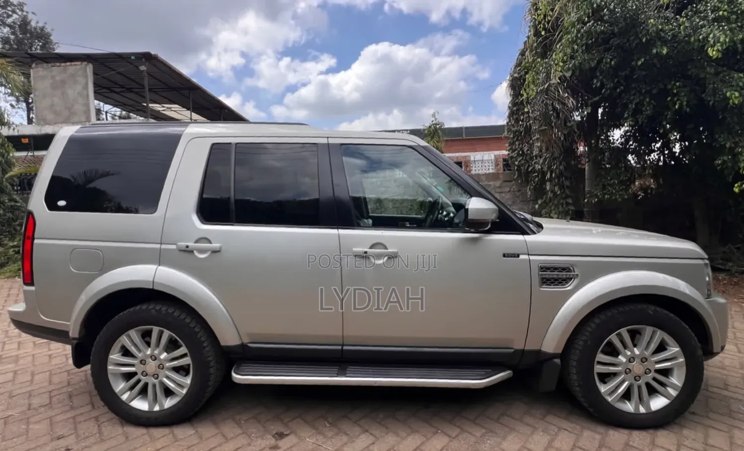 Land Rover Discovery 2014 Silver