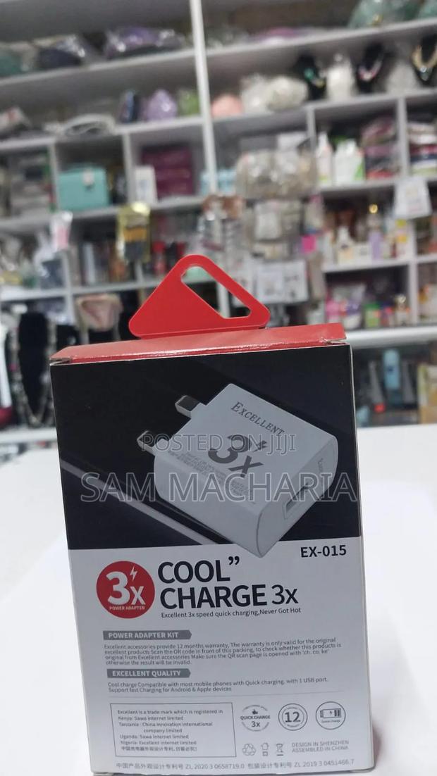 Excellent 3x Mobile Phones Power Adaptor