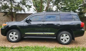 Toyota Land Cruiser 2013 Black