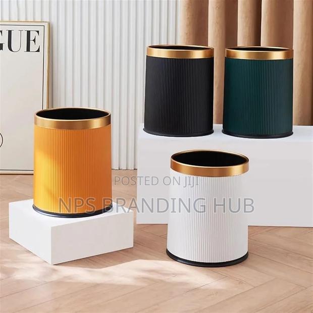 12l Cylindrical Exquisite Plastic Trash Dustbin (Rt - main view