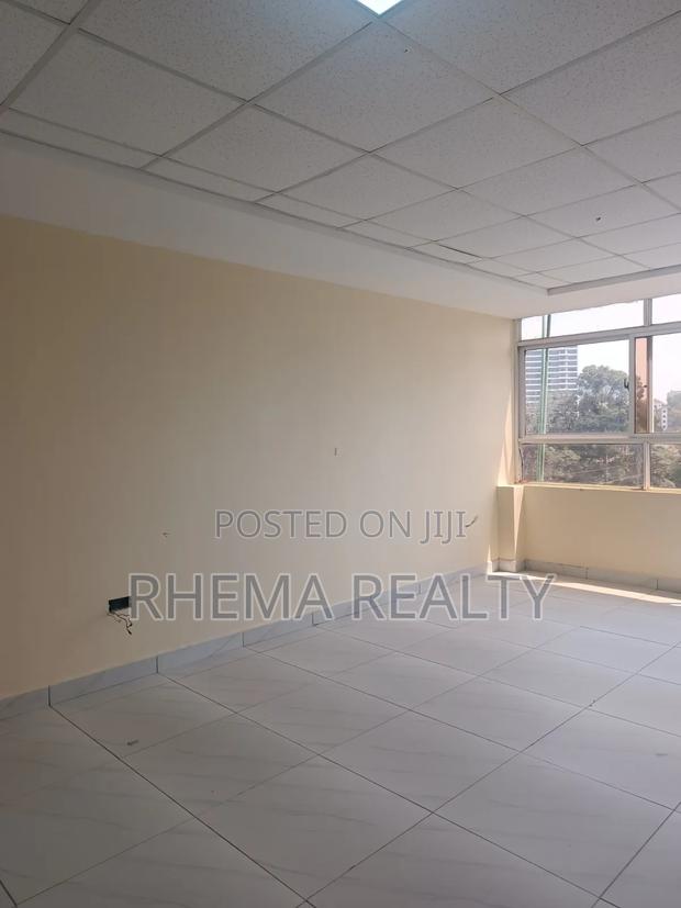 Office Space to Let - thumbnail 4
