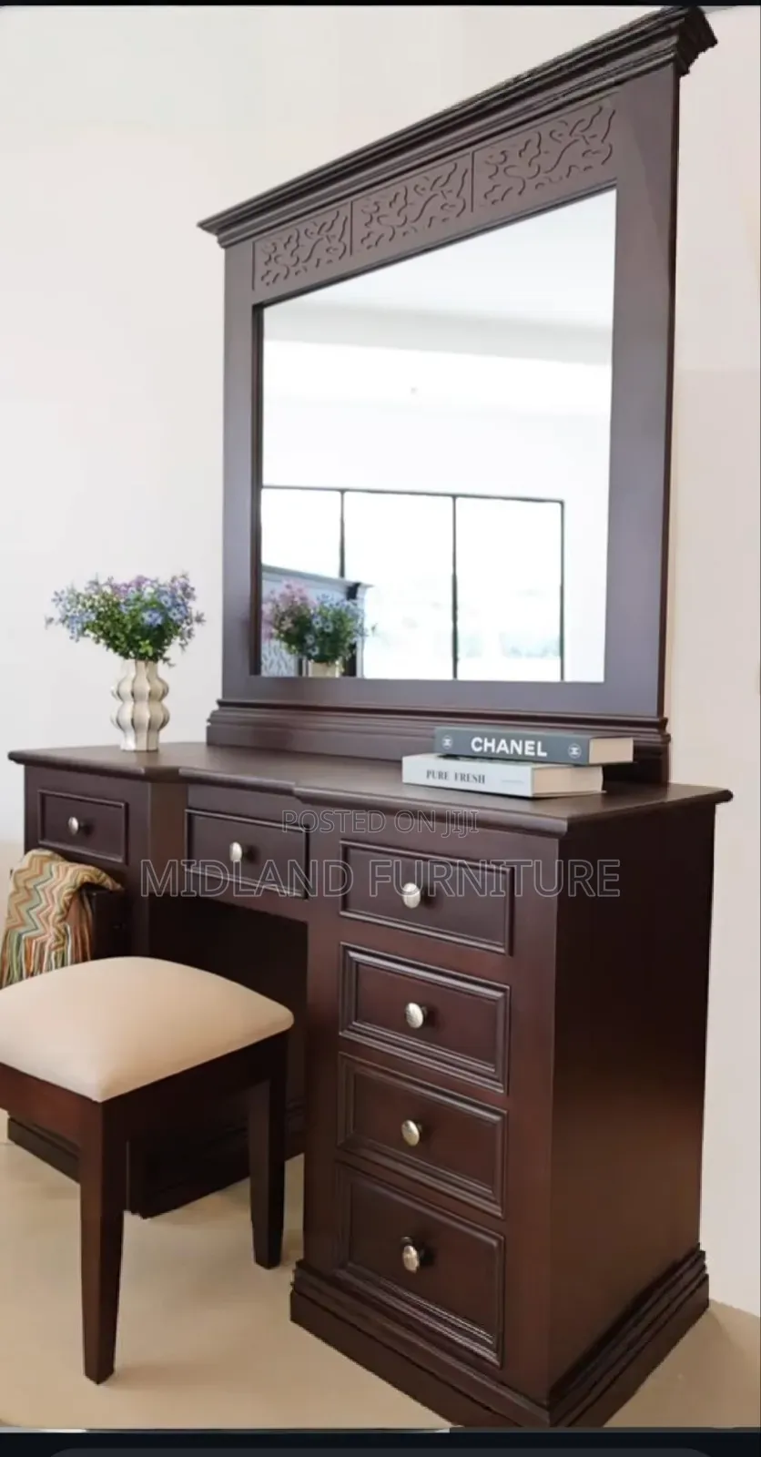 Dressing Cabinet /Vanity Dresser / Pay on Delivery