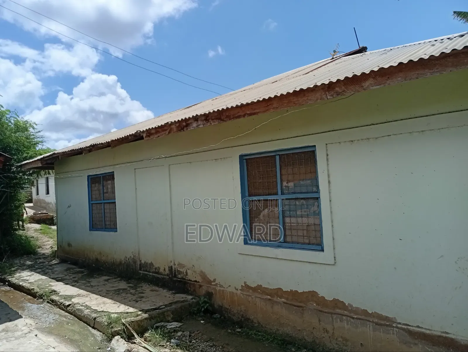 1bdrm House in Vikwatani, Mshomoroni for rent