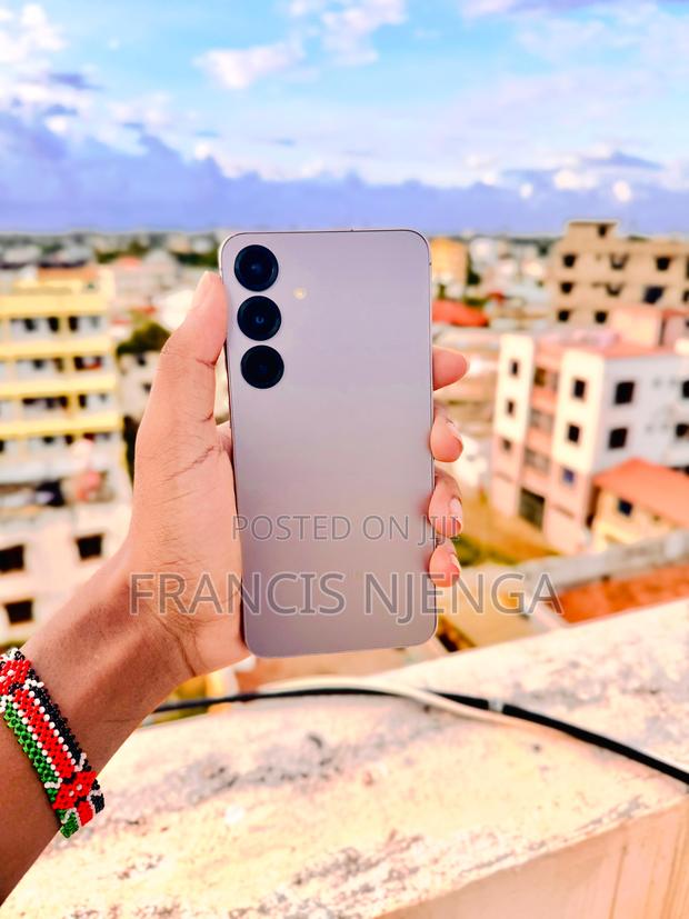 Samsung Galaxy S25+ 256 GB Gray - thumbnail 6