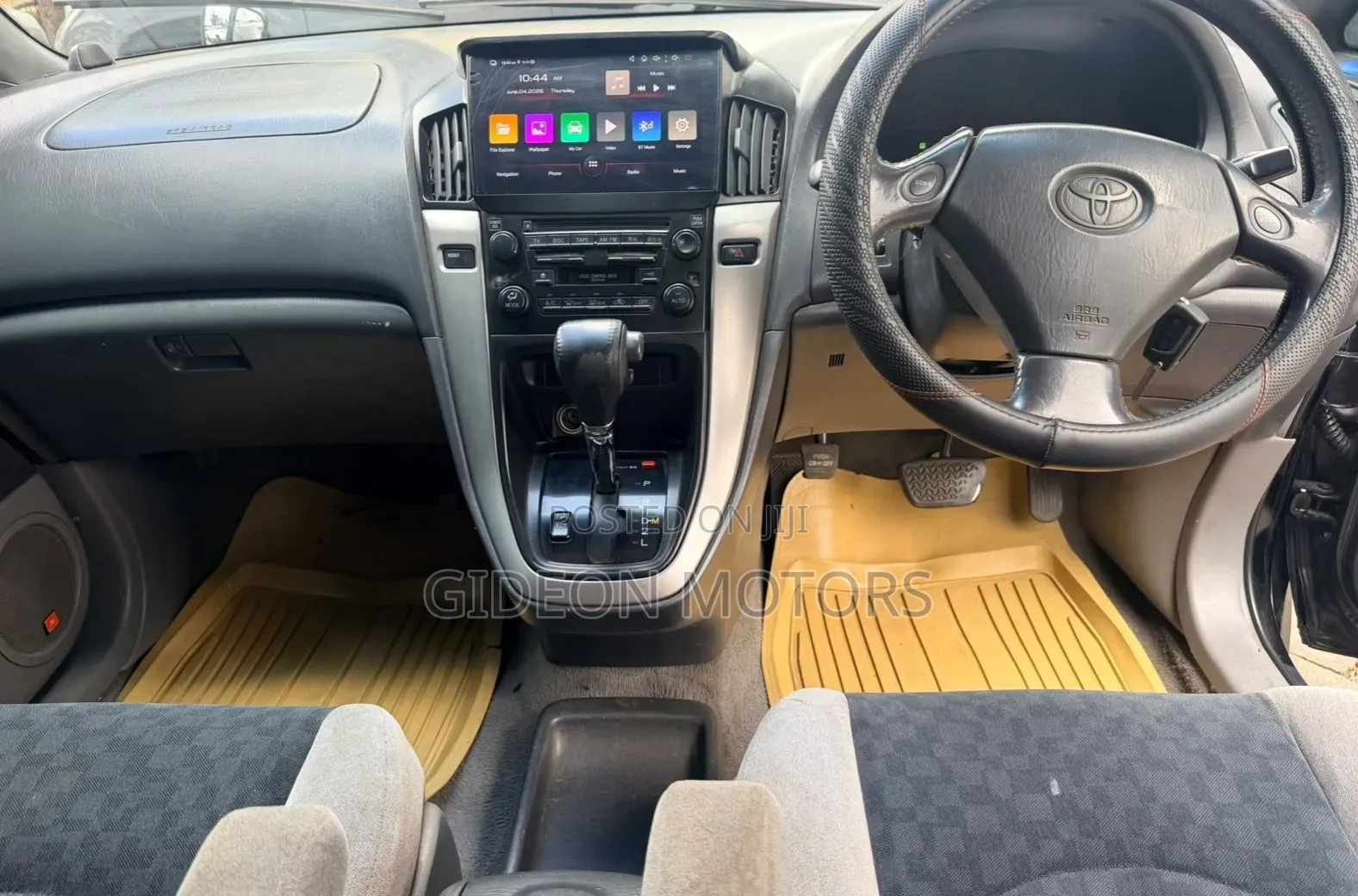 Toyota Harrier 2000 Black