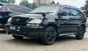Toyota Harrier 2000 Black