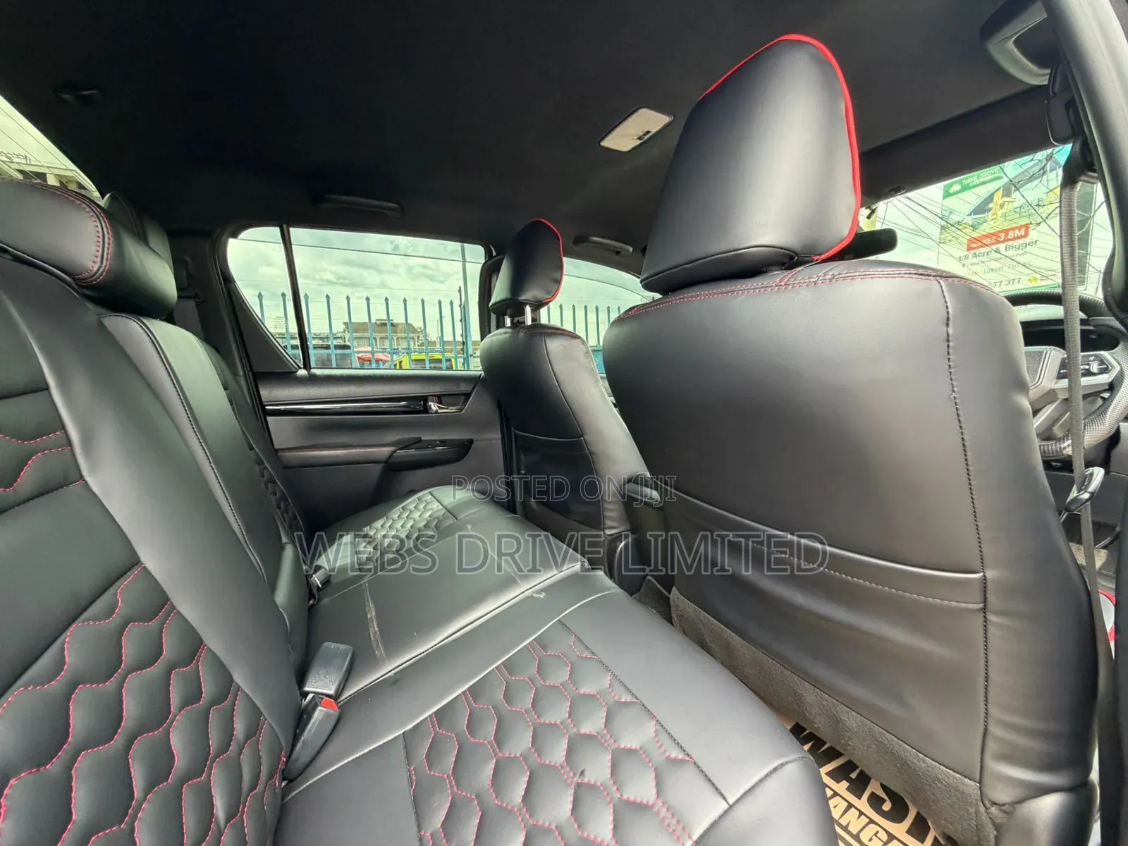 Toyota Hilux 2019 White