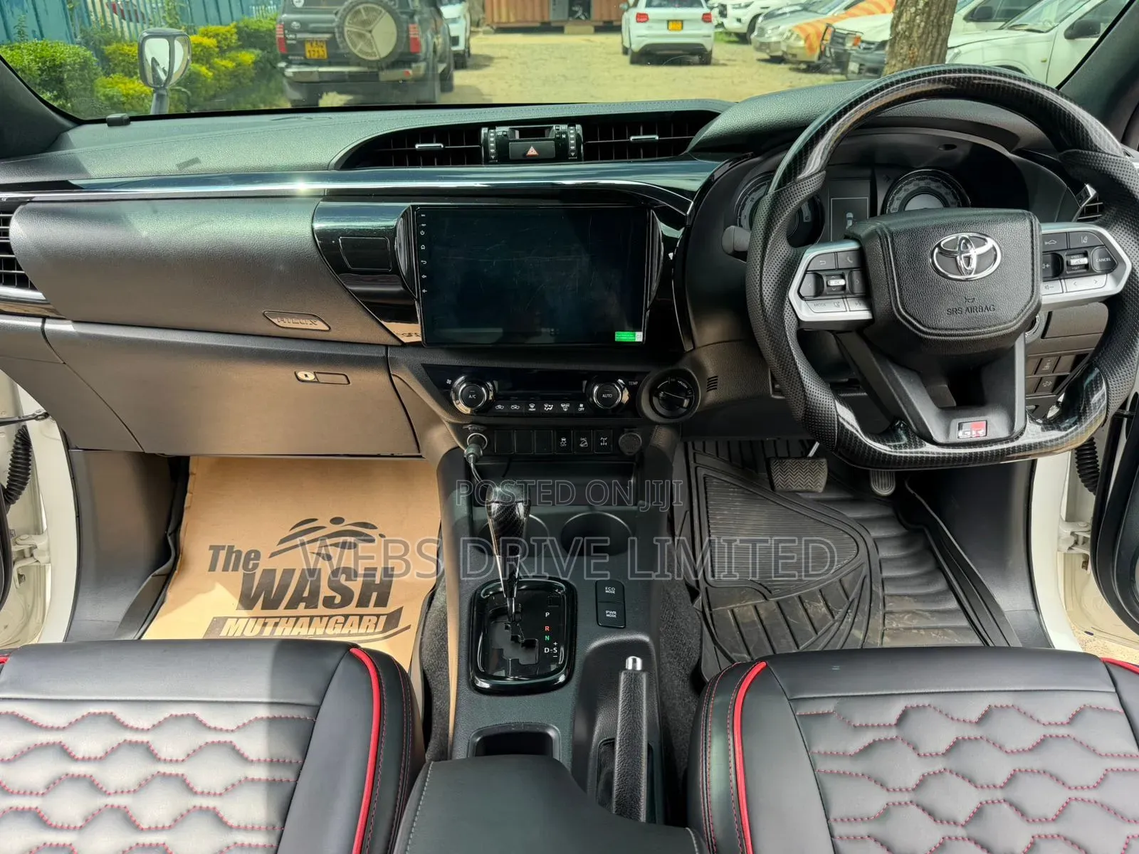 Toyota Hilux 2019 White