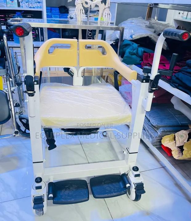 Manual Patient Transfer Chair With Commode