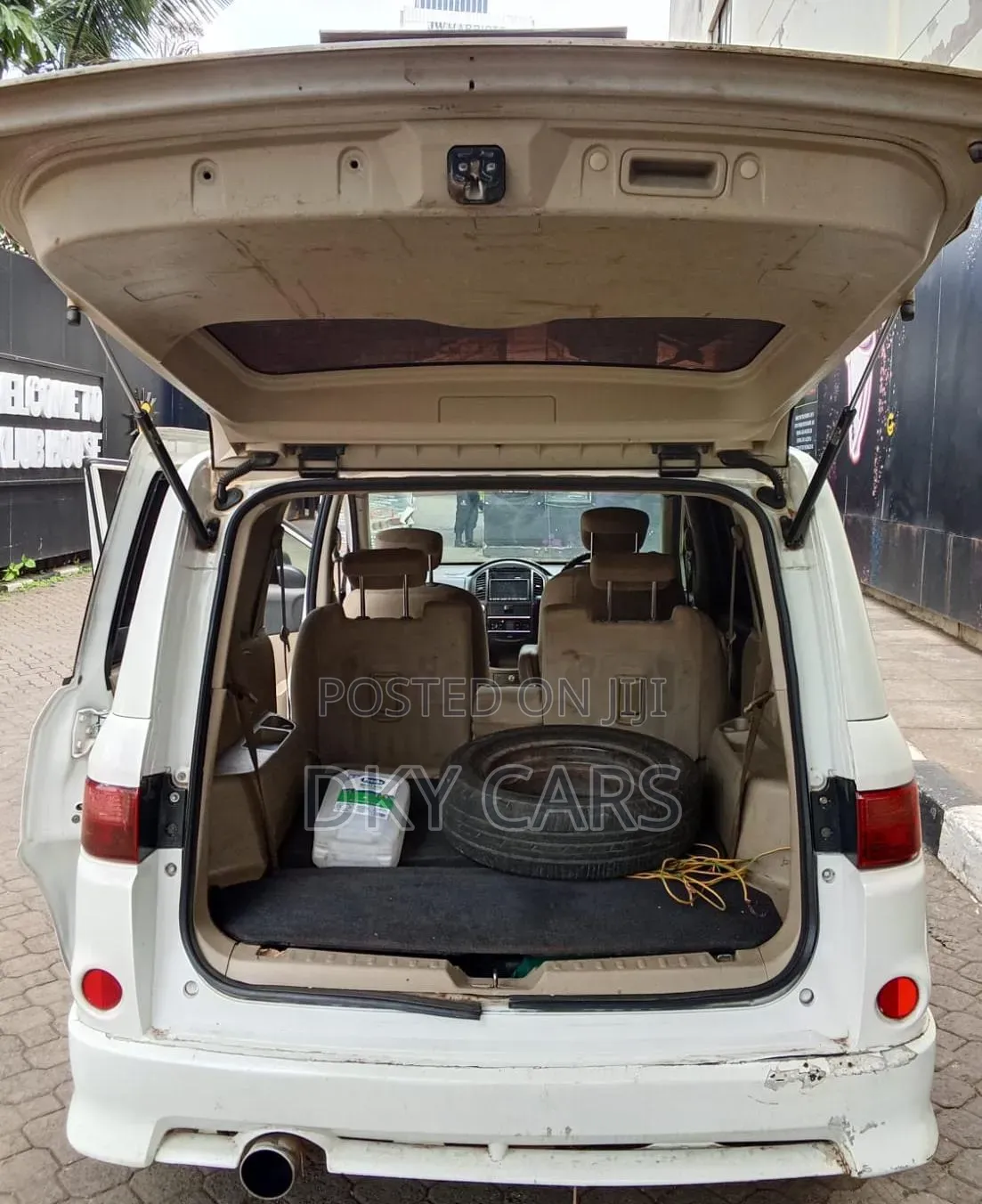 Nissan Lafesta 2005 White