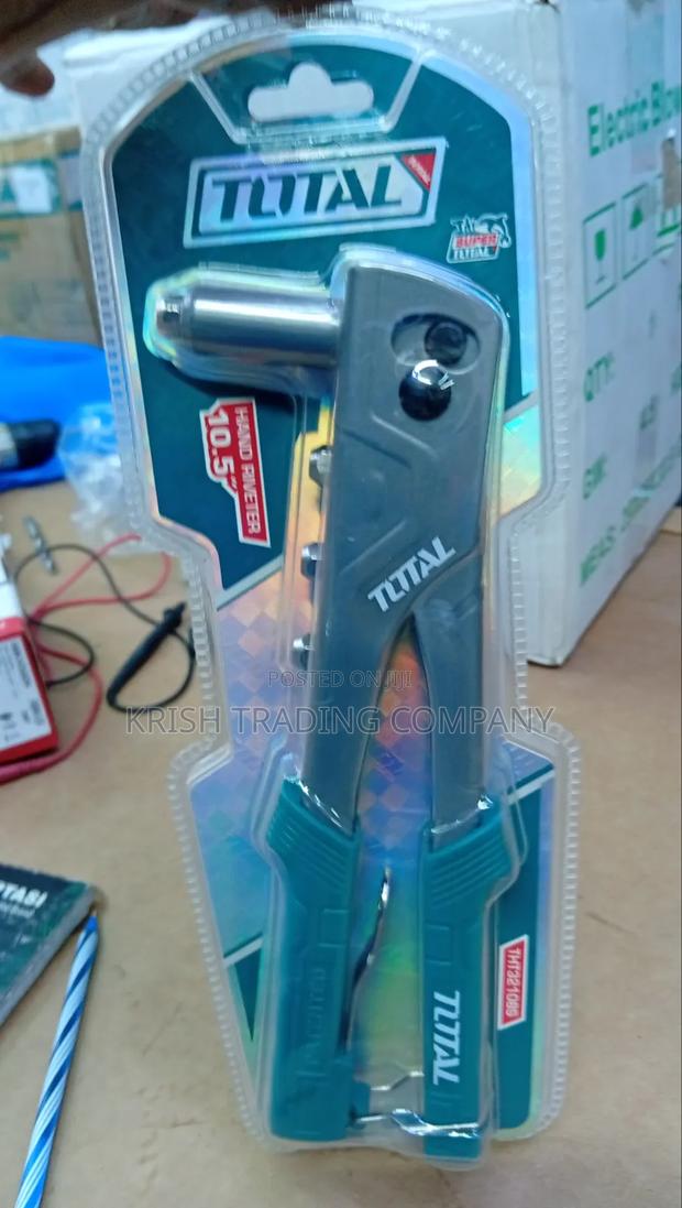 Total 10.5" Hand Riveter Use - thumbnail 2