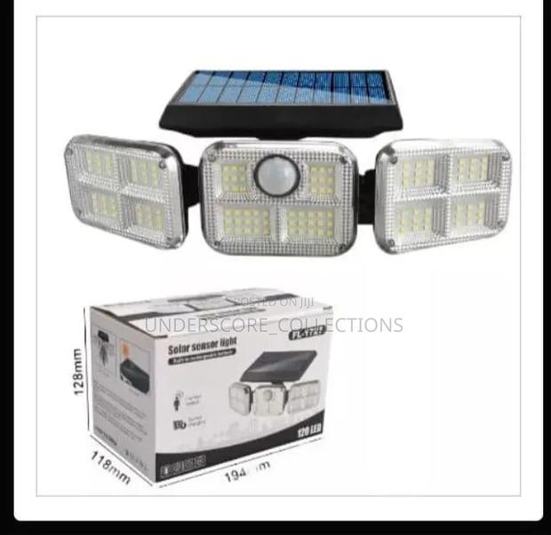 3 Heads Solar Lamp - main view