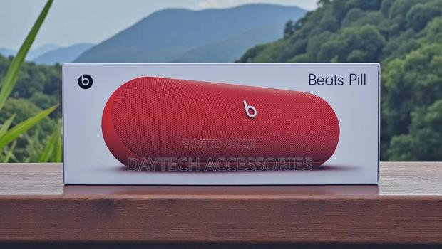 Beats Pill – Wireless Bluetooth Speaker 69w – Champagne Gold - thumbnail 3
