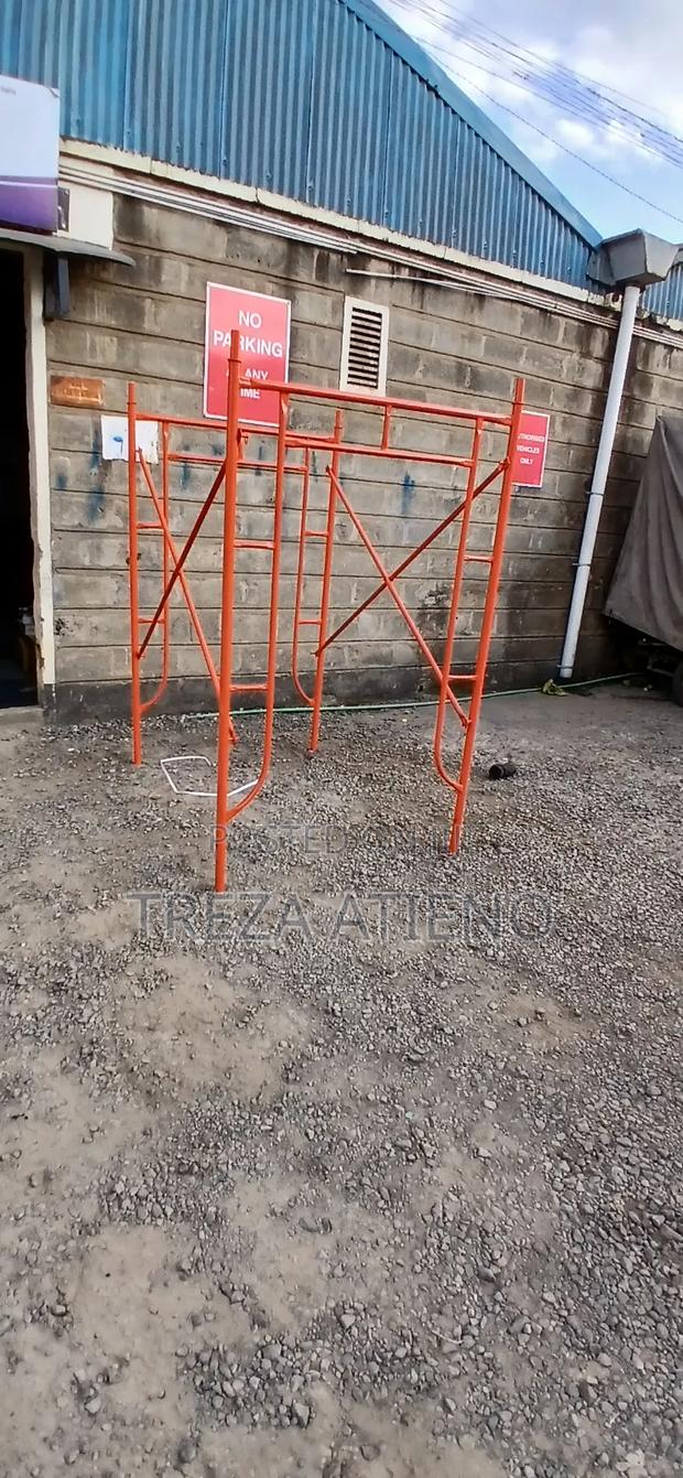 Construction Site Ladder - thumbnail 3