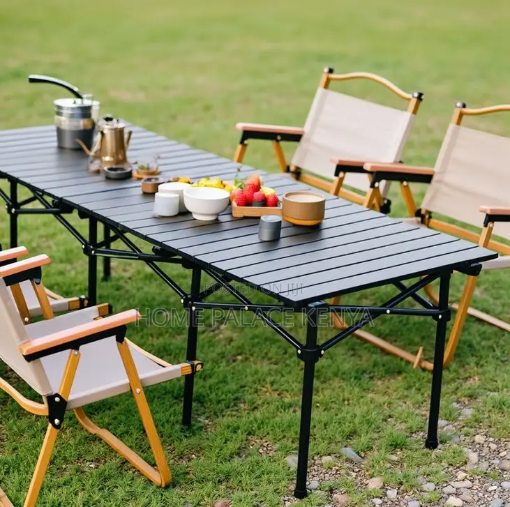 Outdoor Table: Metallic Easy to Carry Foldable Table