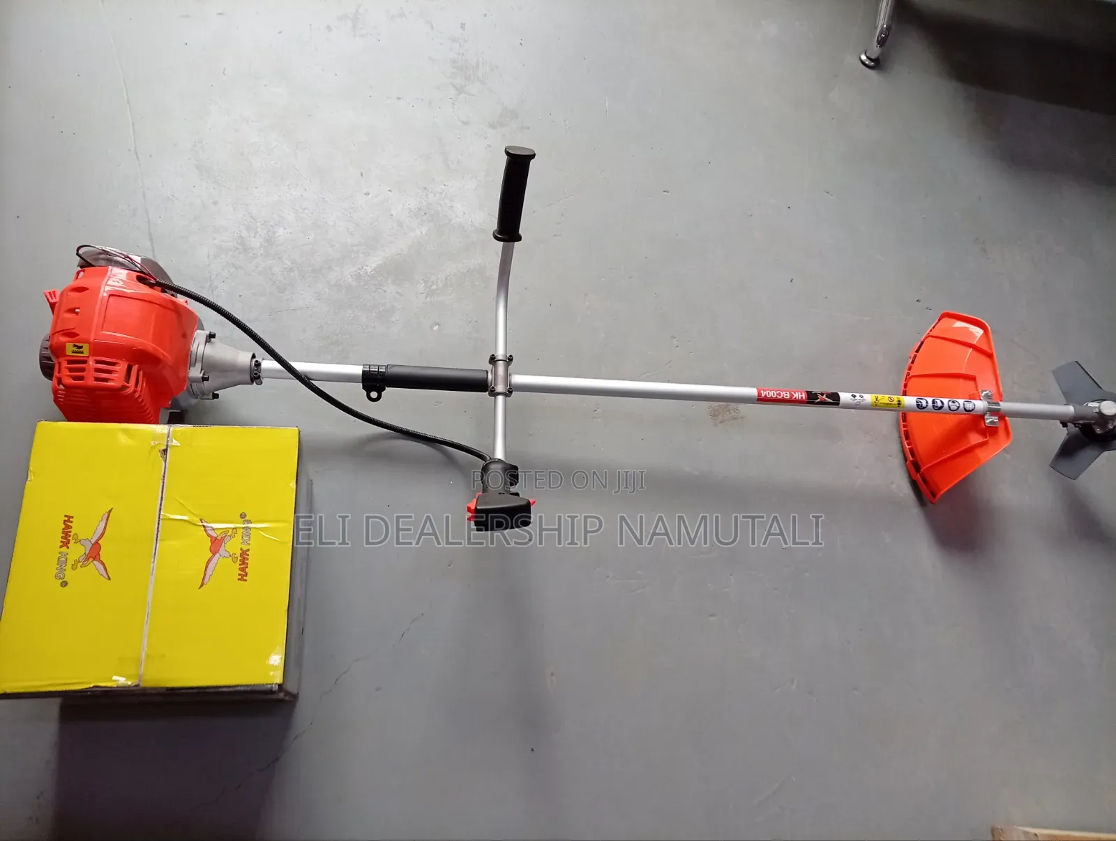 Commercial Grade 139cc Gasoline Brush Cutter With Ergonomic Handle