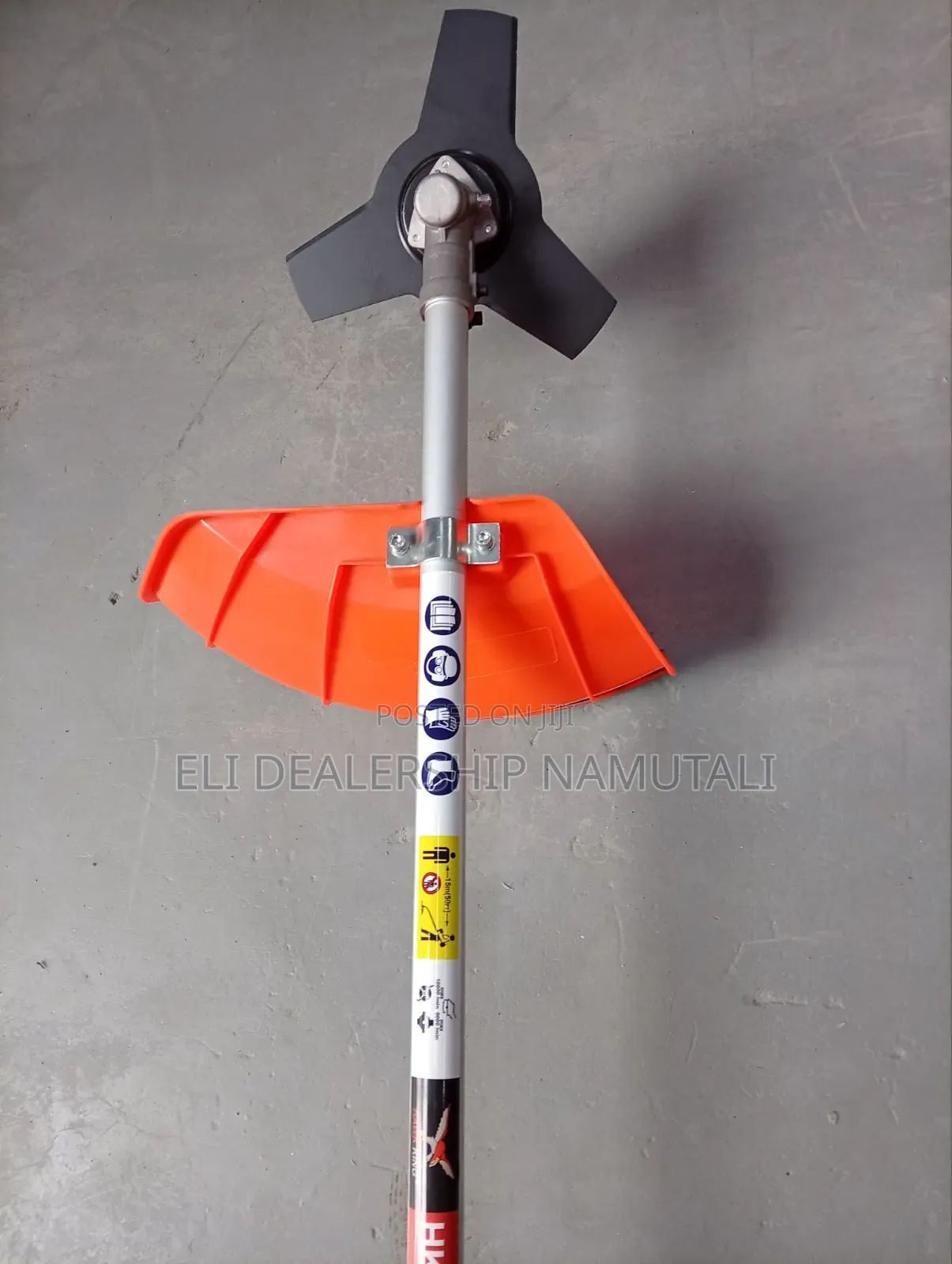 Commercial Grade 139cc Gasoline Brush Cutter With Ergonomic Handle