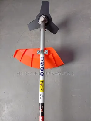 Commercial Grade 139cc Gasoline Brush Cutter With Ergonomic Handle