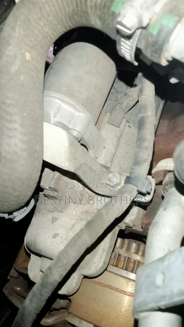 2.2 Ford Ranger Engine - thumbnail 2