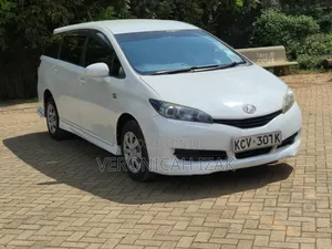 Toyota Wish 2012 White