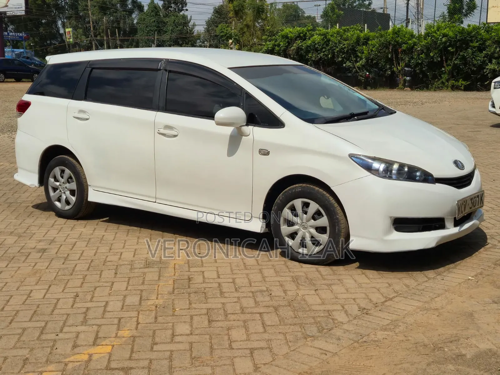 Toyota Wish 2012 White