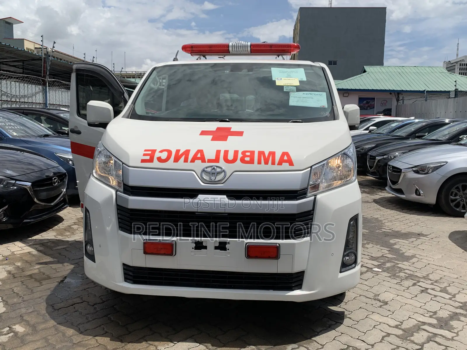 Toyota HiAce 2021 White